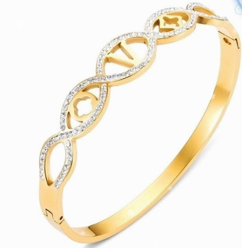 JEWELLERY  BANGLES